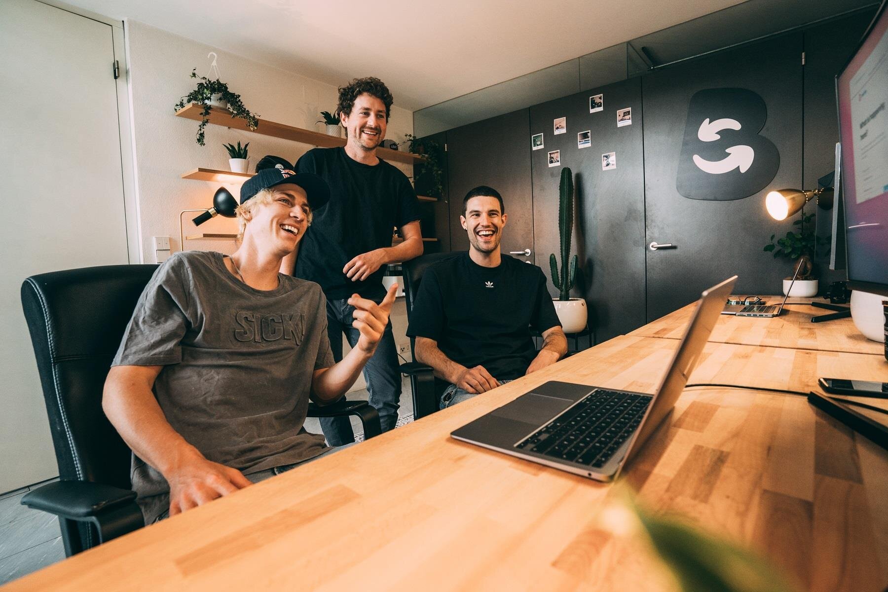 Public Image Comunicati 2023 Bikeflip Team Da Sx Wibmer Holder Maranelli