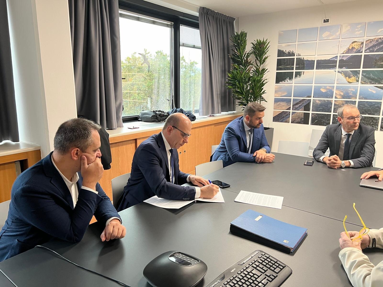 Public Image Comunicati 2024 Folgariaski Firma Patti Parasociali 4