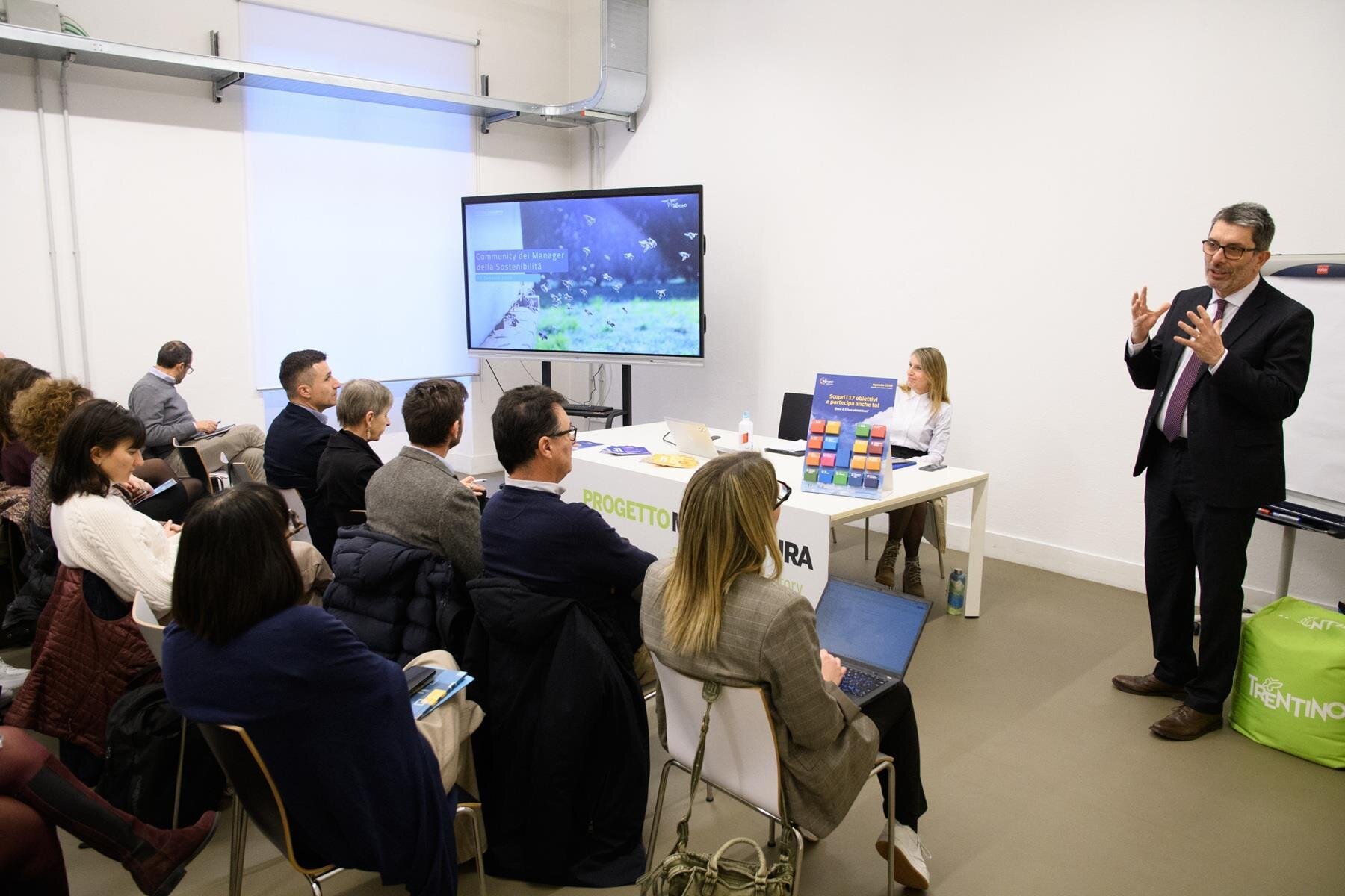 Public Image Comunicati 2025 A Community Manager 5366 Lr