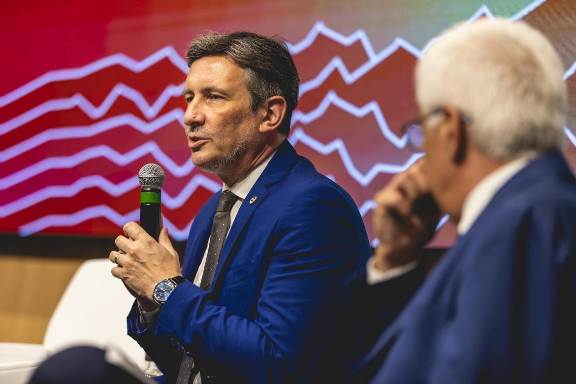 Public Image Comunicati 2025 Trentinosviluppo Trentinoeconomicforum25 G1 Yumevision Michelepurin Comunicato 7 Imagefullwide