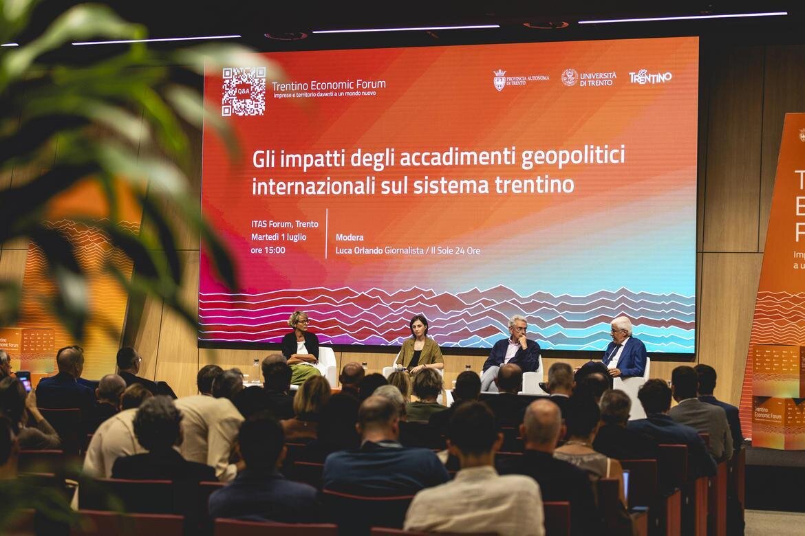 Public Image Comunicati 2025 Trentinosviluppo Trentinoeconomicforum25 G1 Yumevision Michelepurin Comunicato 9 Imagefullwide