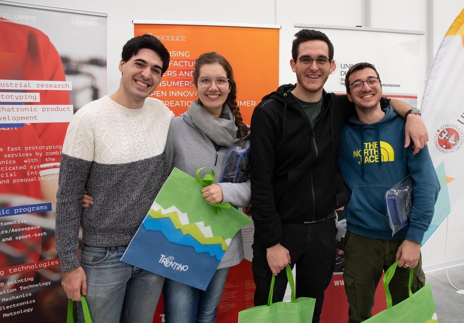 Public Image Comunicati 2022 Hackathon Team Vincitore