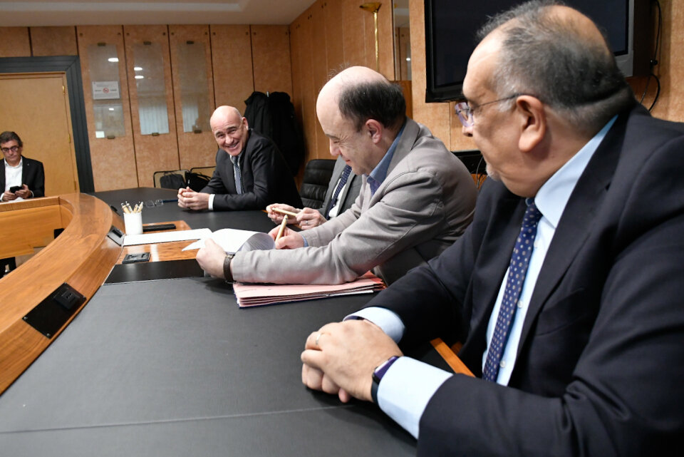 Firma Accordo Fbk Unitn Tesslabs 1