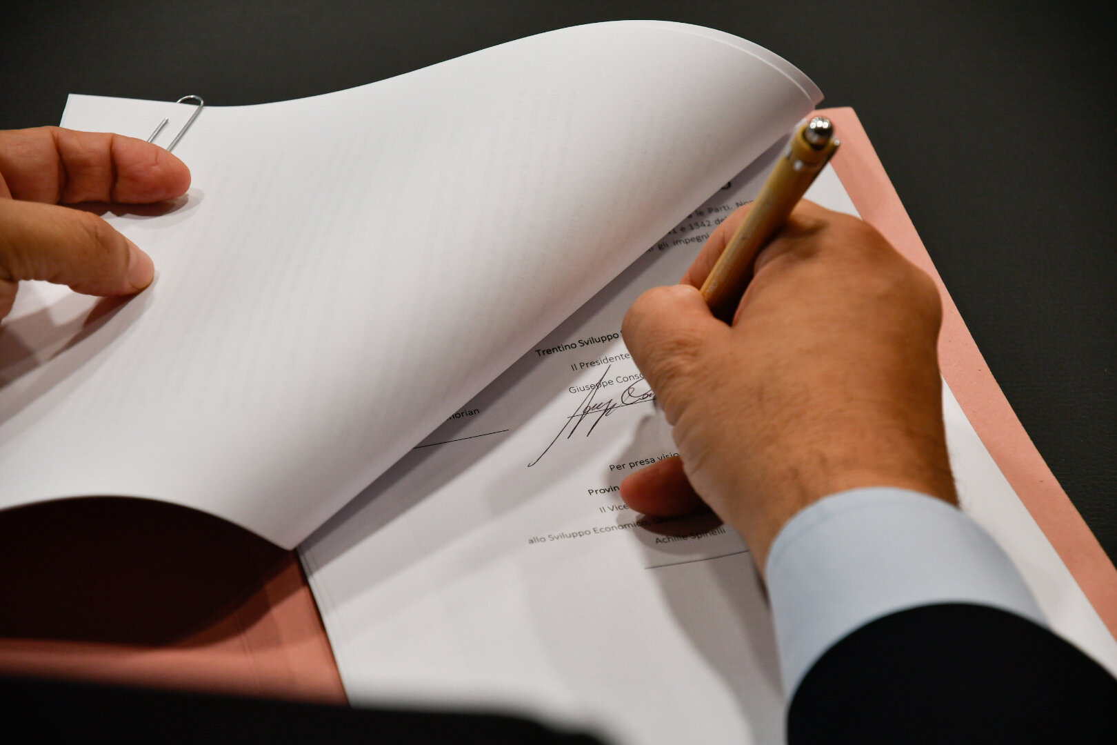 Firma Accordo Fbk Unitn Tesslabs