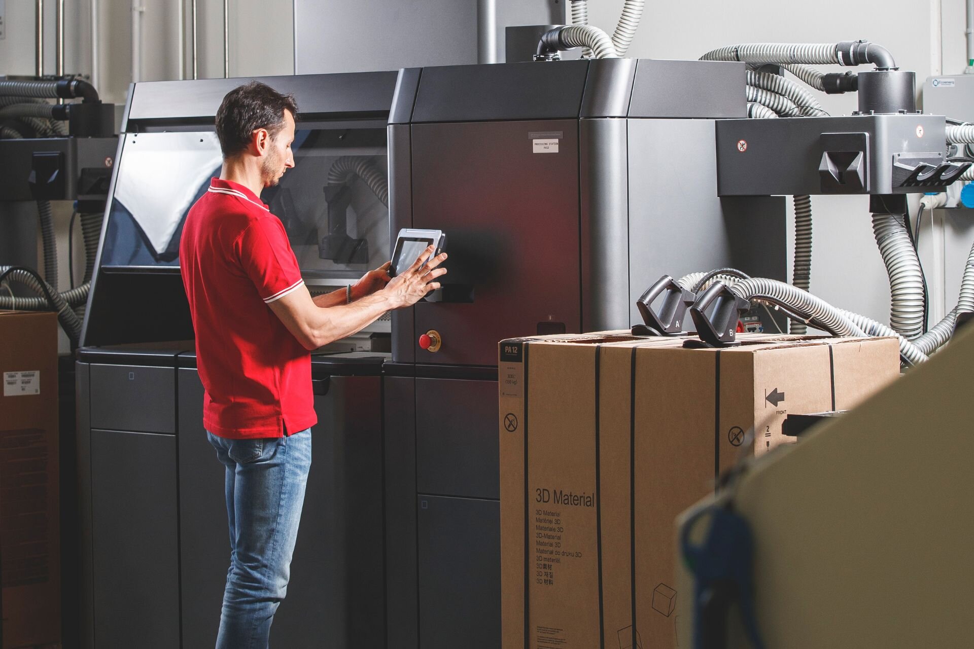 Investi in nuove infrastrutture tecnologiche