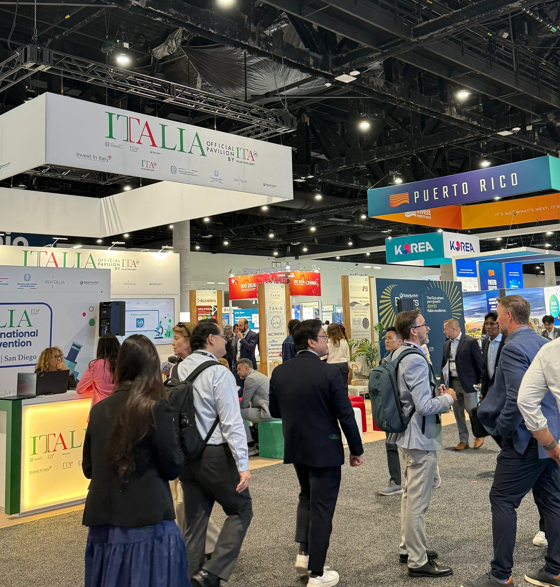 Biousa Stand Ita