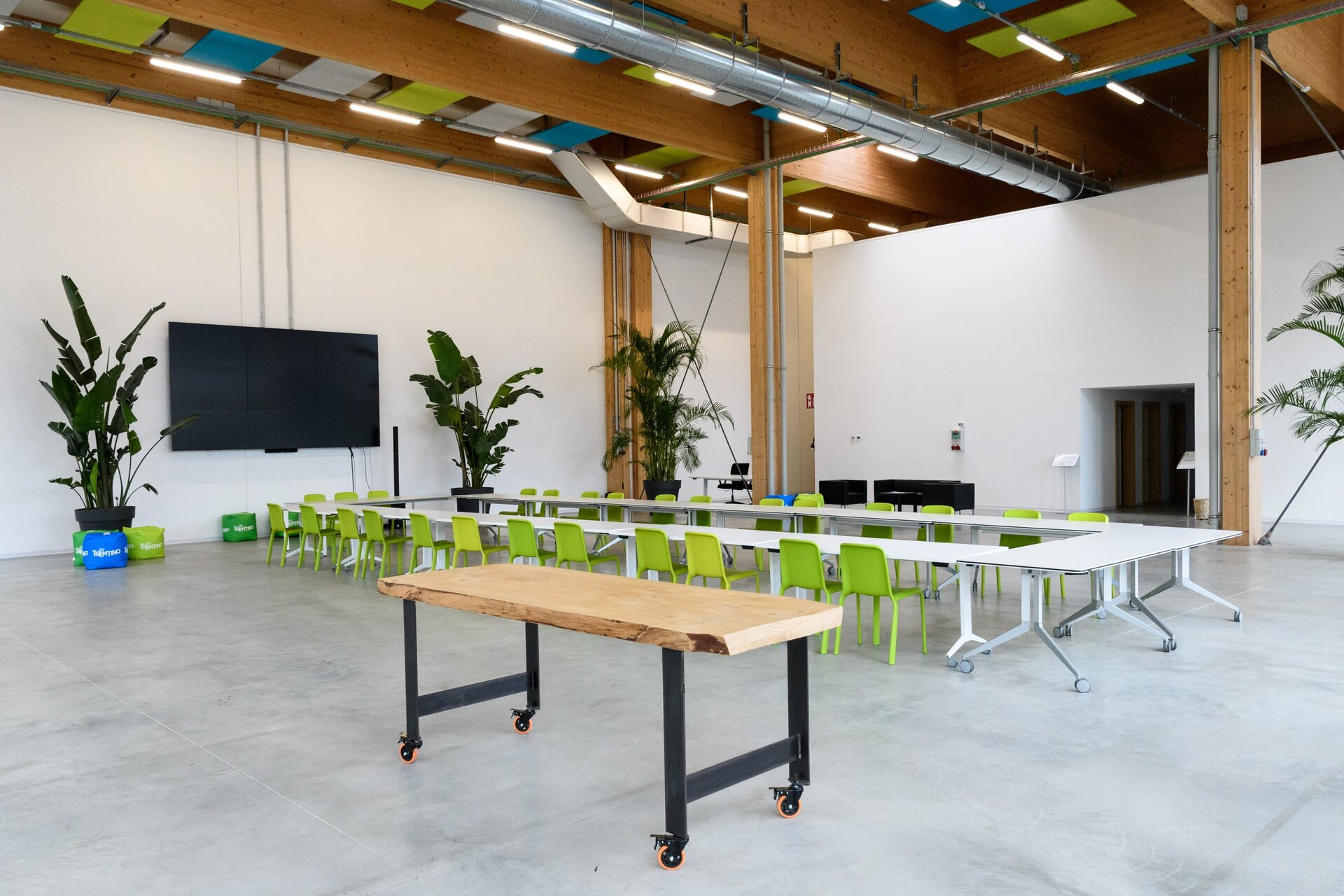 Spazio Eventi B0403 4 Festi